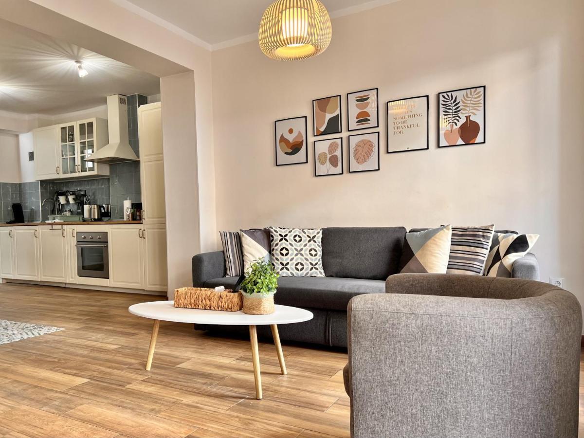Downtown Apartment By United Renters Alicante Eksteriør billede