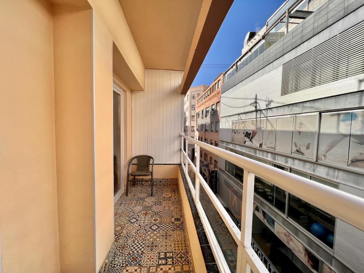 Downtown Apartment By United Renters Alicante Eksteriør billede